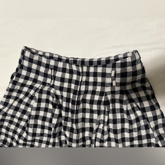 Zara Black and White Plaid Print High Waisted Shorts Size Medium - Picture 4 of 7